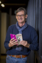 CG Portraits41 0172 e1668424350742 140x210 - Le prix Lettres Fronti&egrave;re
